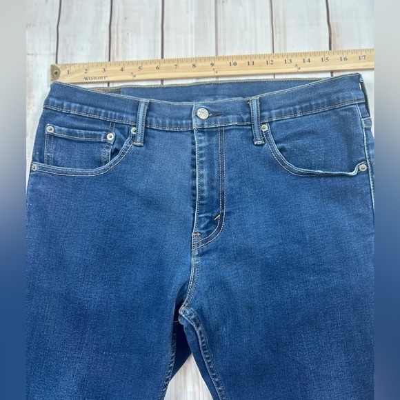 - Levi's 527 Jeans. Straight Leg. Classic Style. Size 34/32 - Picture 3 of 7